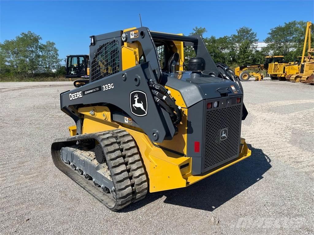 John Deere 333G Šmykom riadené nakladače