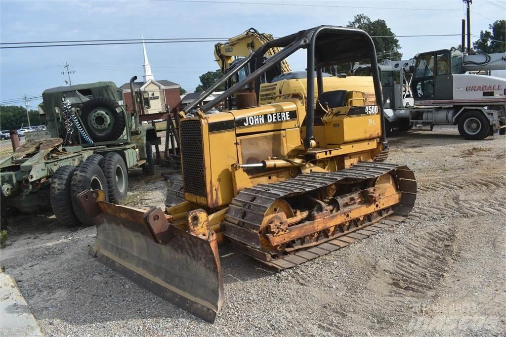 John Deere 450D LGP Pásové dozéry