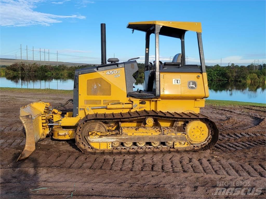 John Deere 450J LGP Pásové dozéry