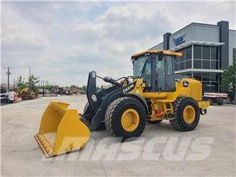 John Deere 524P Kolesové nakladače