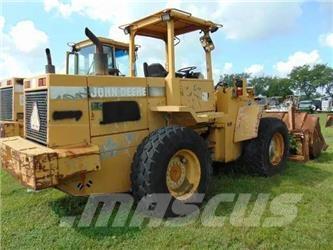 John Deere 544G Kolesové nakladače