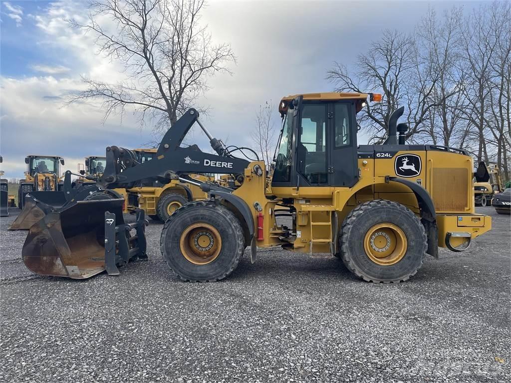 John Deere 624L Kolesové nakladače