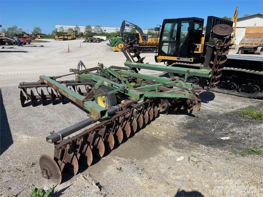John Deere 640 Tanierové brány