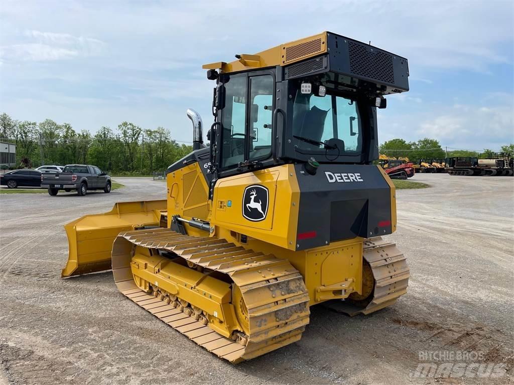 John Deere 650P LGP Pásové dozéry