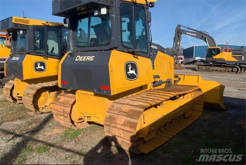 John Deere 650P LGP Pásové dozéry