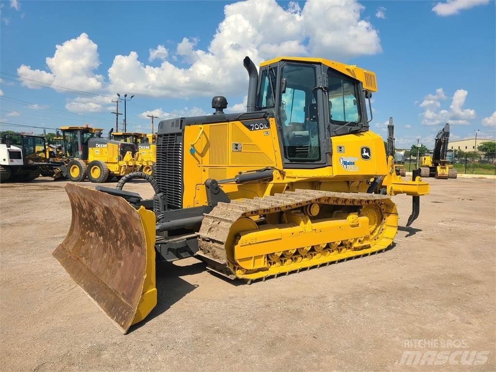 John Deere 700K Pásové dozéry