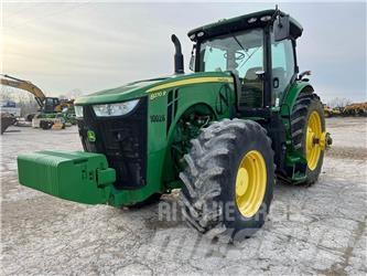 John Deere 8270R Traktory