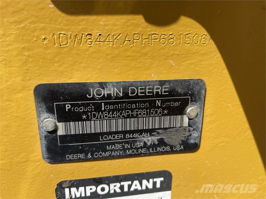 John Deere 844KIII Kolesové nakladače