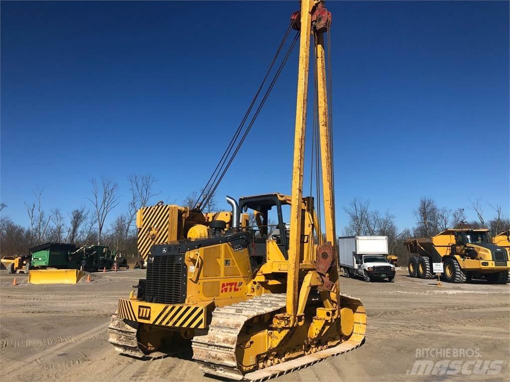 John Deere 850K LGP Ukladače potrubia