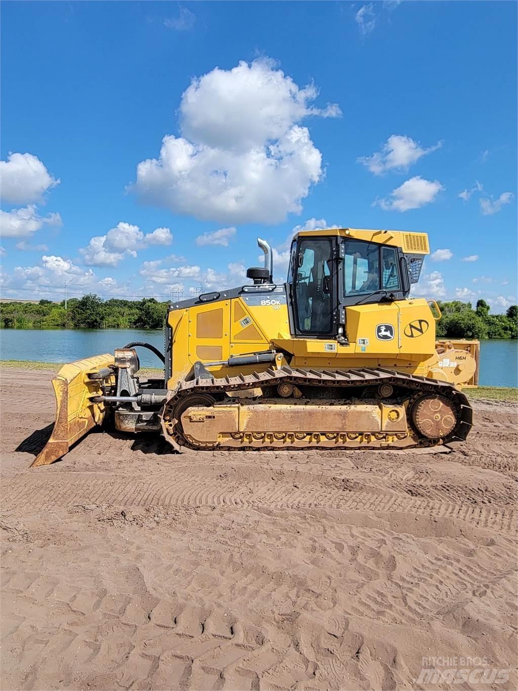 John Deere 850K WLT Pásové dozéry