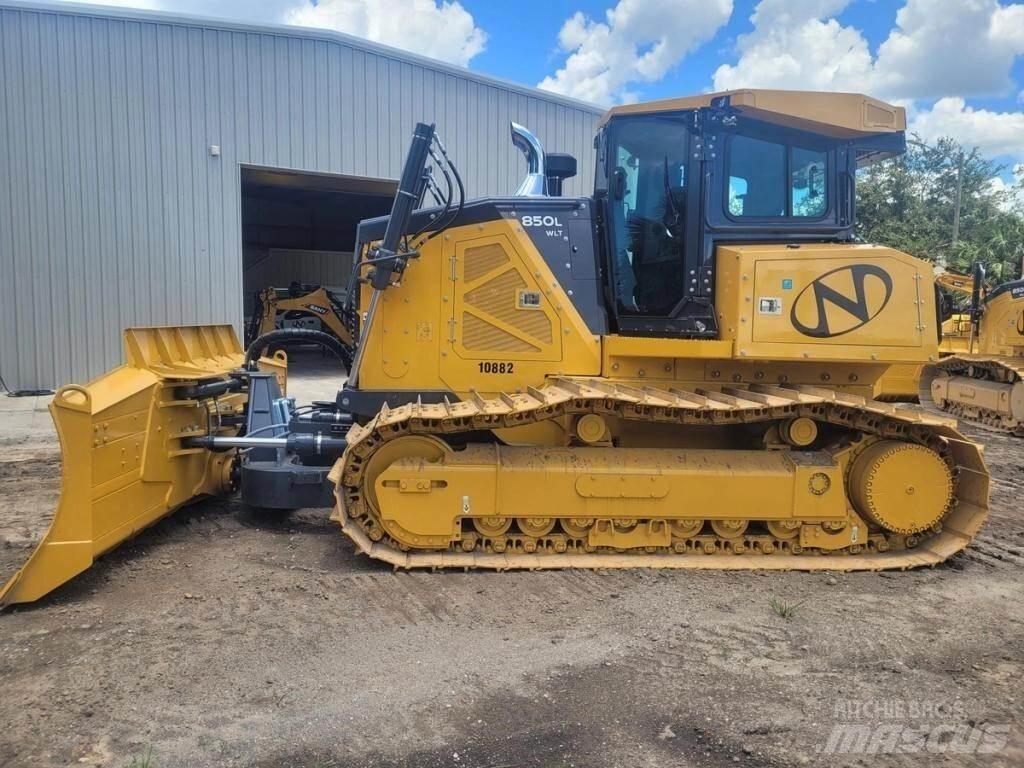John Deere 850L WLT Pásové dozéry