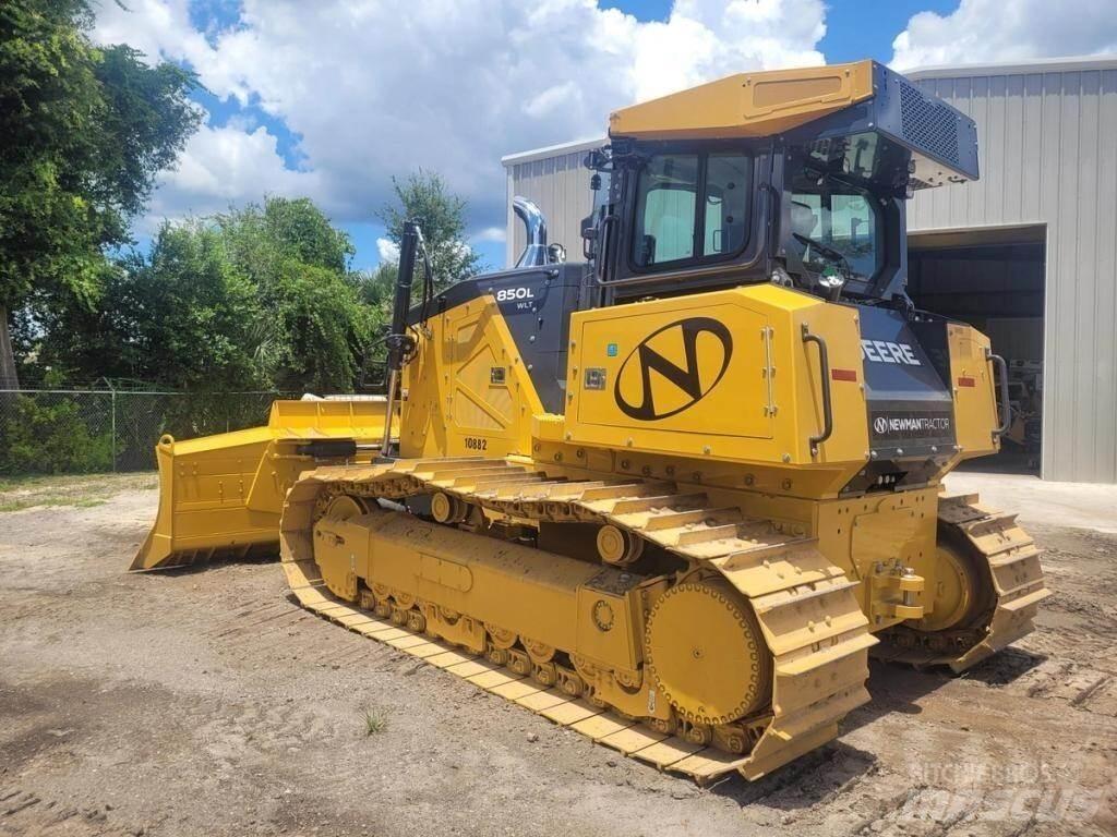 John Deere 850L WLT Pásové dozéry