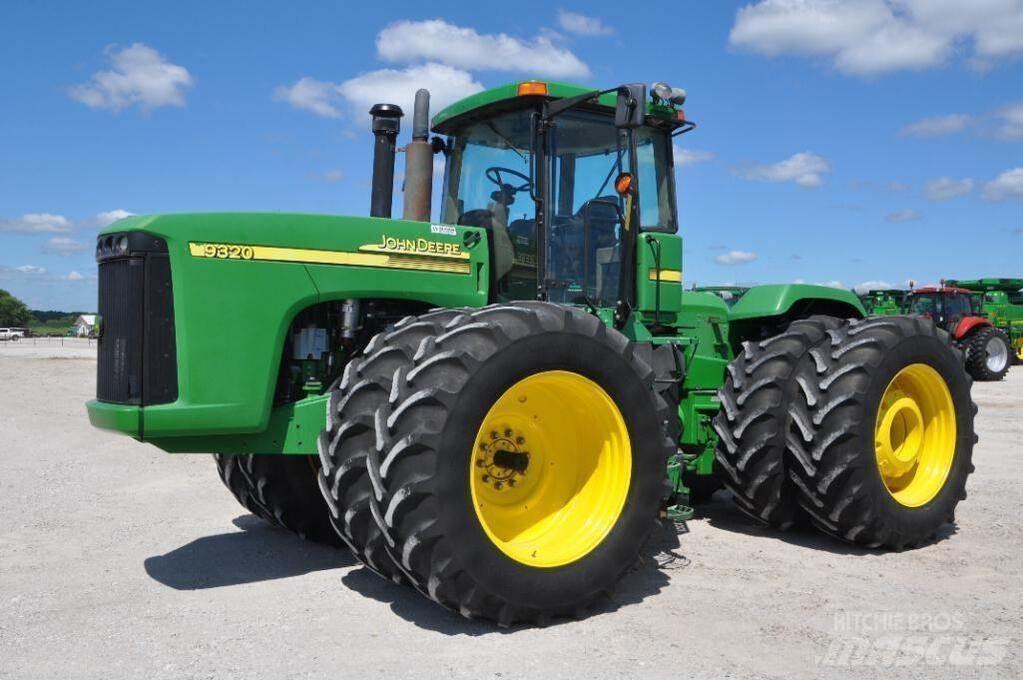 John Deere 9320 Traktory