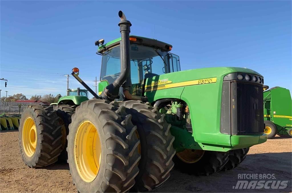 John Deere 9320 Traktory