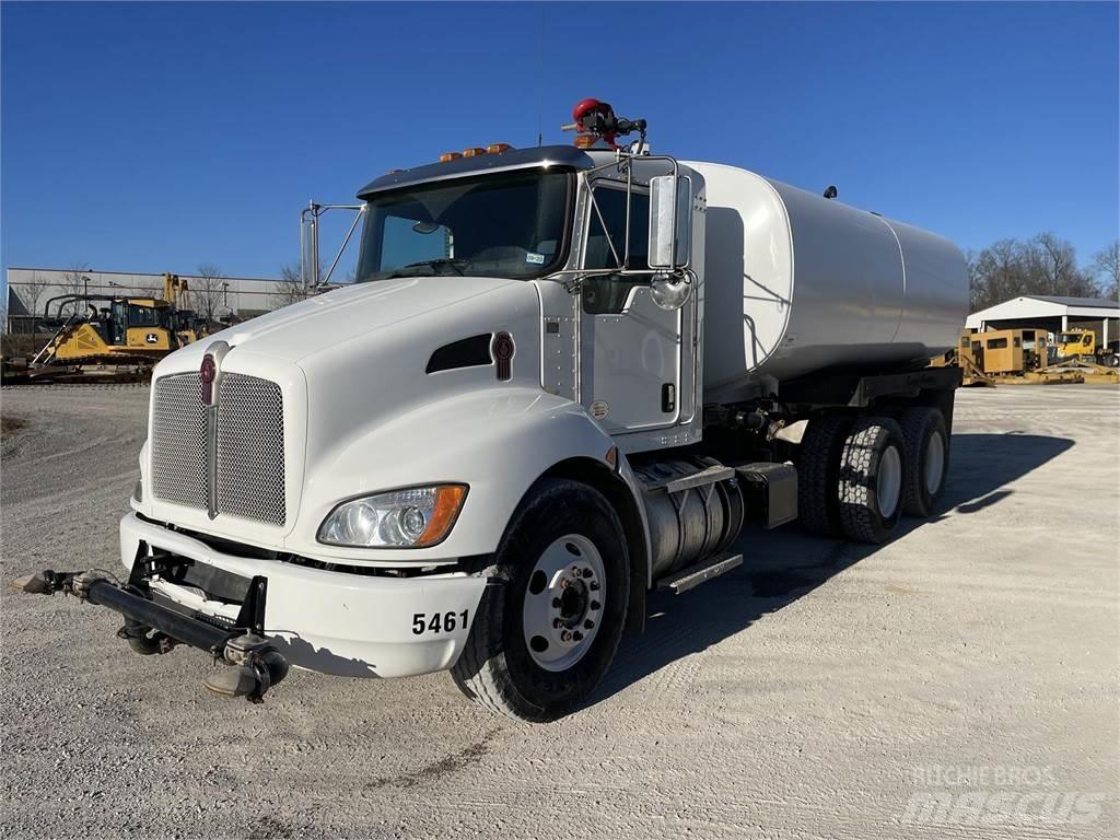 Kenworth T370 Cisterny na vodu