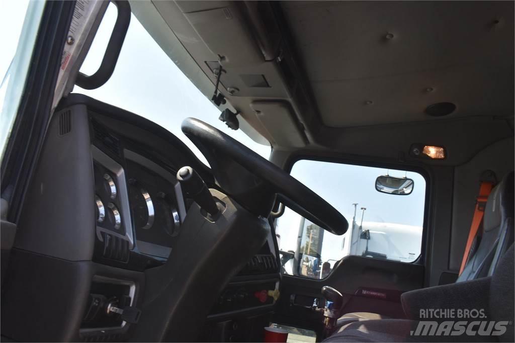 Kenworth T660 Sklápače