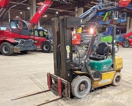 Komatsu FG25T-14 Iné