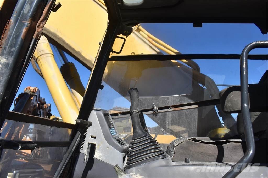 Komatsu PC300 LC-7L Pásové rýpadlá
