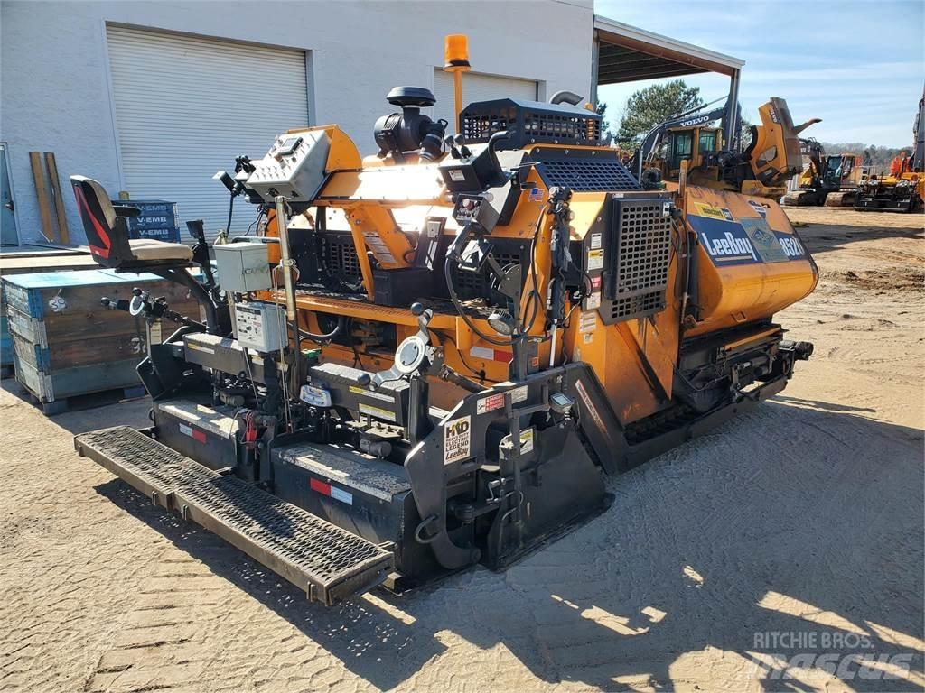 LeeBoy 8520 Finišéry