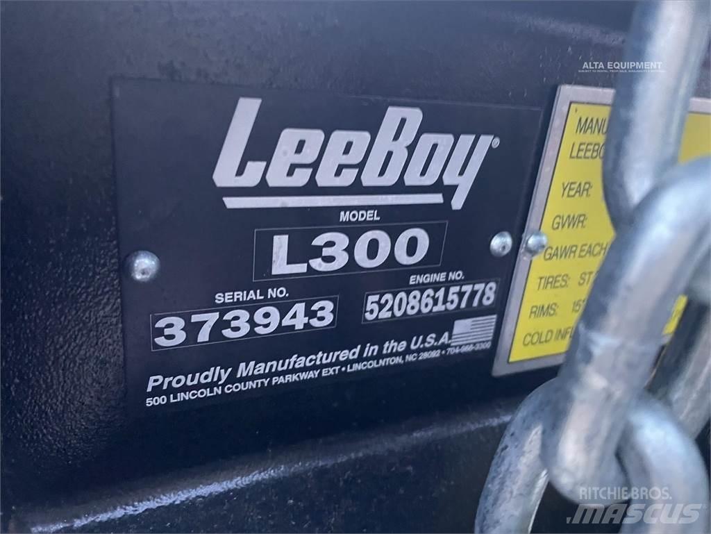 LeeBoy L300 Finišéry