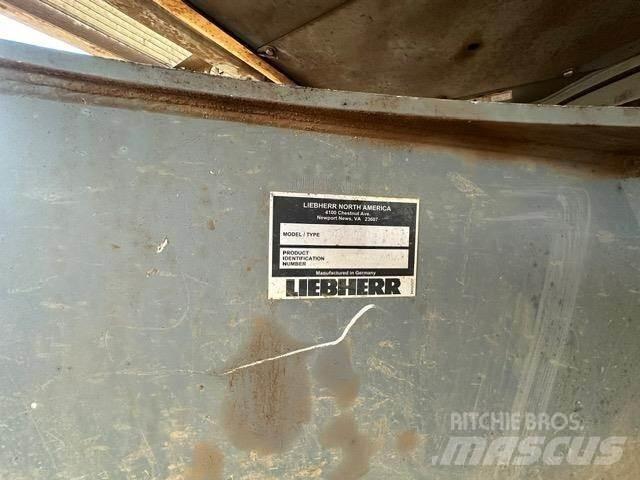 Liebherr LH30C Stroje pre manipuláciu s odpadom