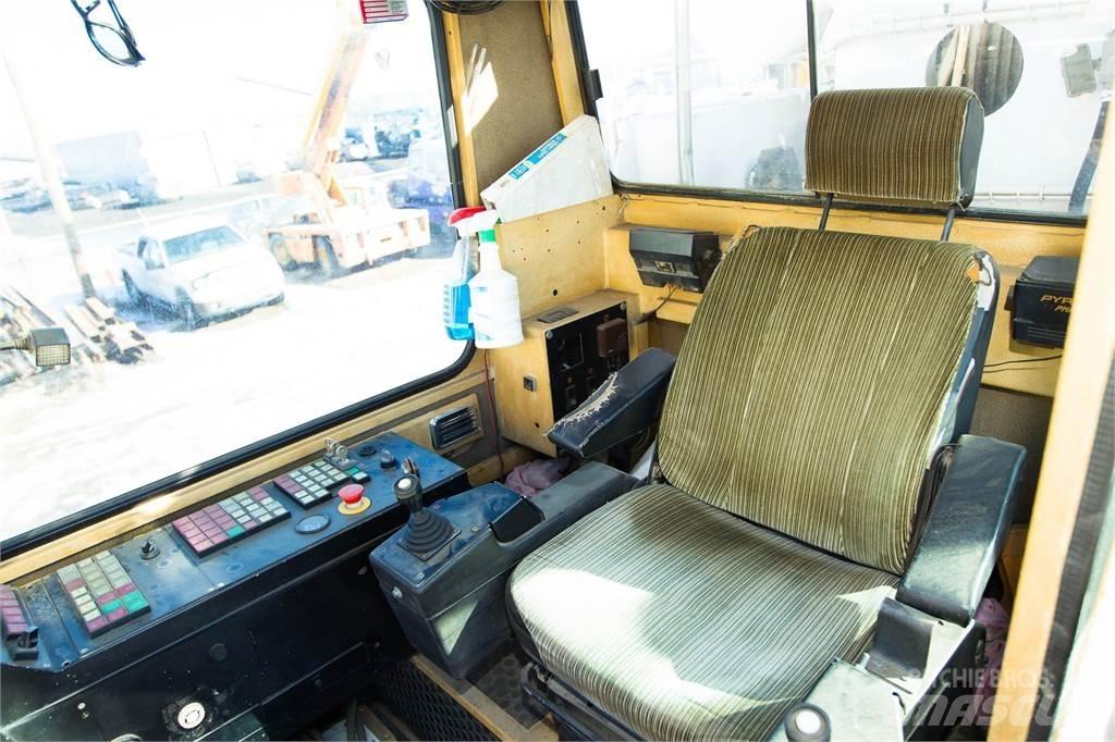 Liebherr LTM1400 Stavebníctvo - ostatné