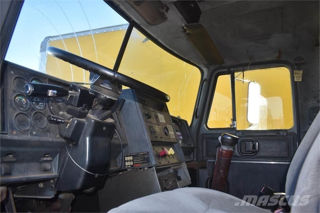 Mack CH613 Sklápače