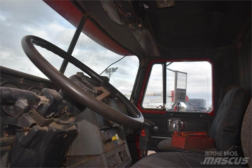 Mack CH613 Sklápače