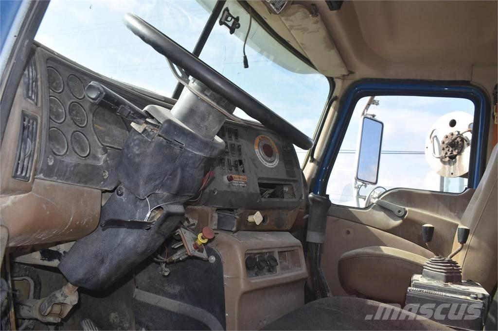 Mack GRANITE CV713 Sklápače
