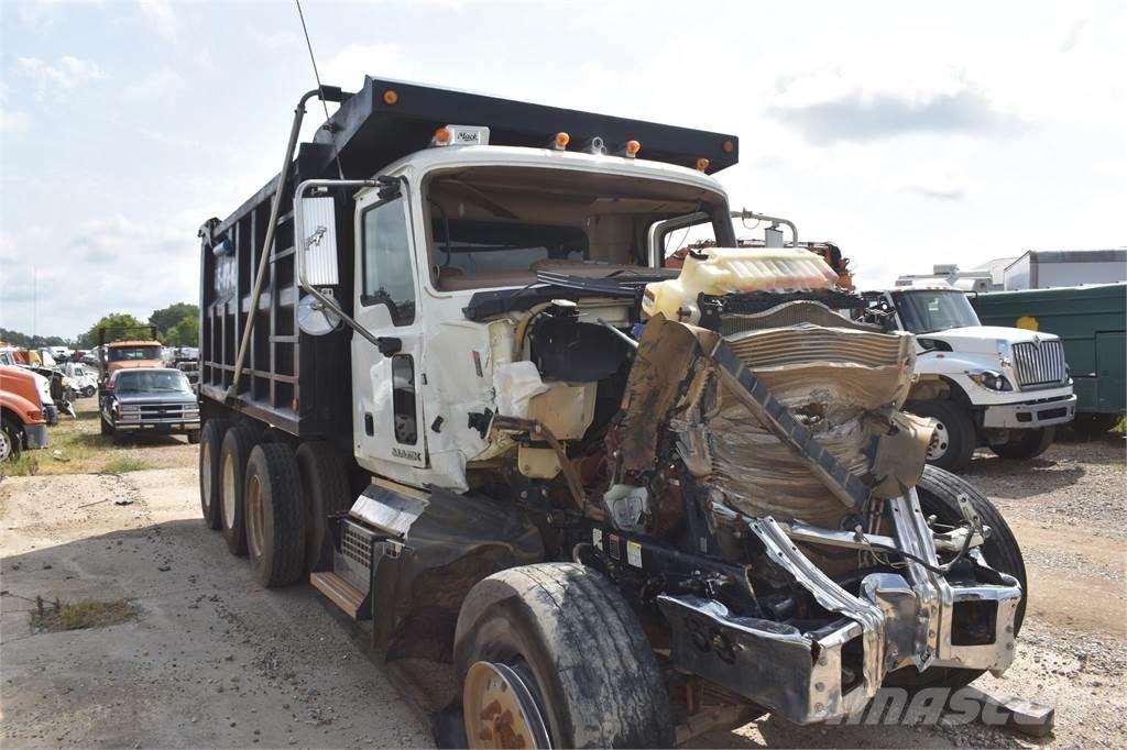Mack GRANITE GU713 Sklápače