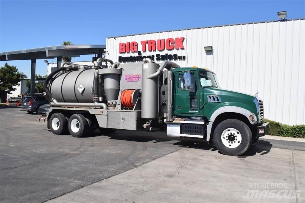 Mack GRANITE GU713 Cisternové nákladné vozidlá