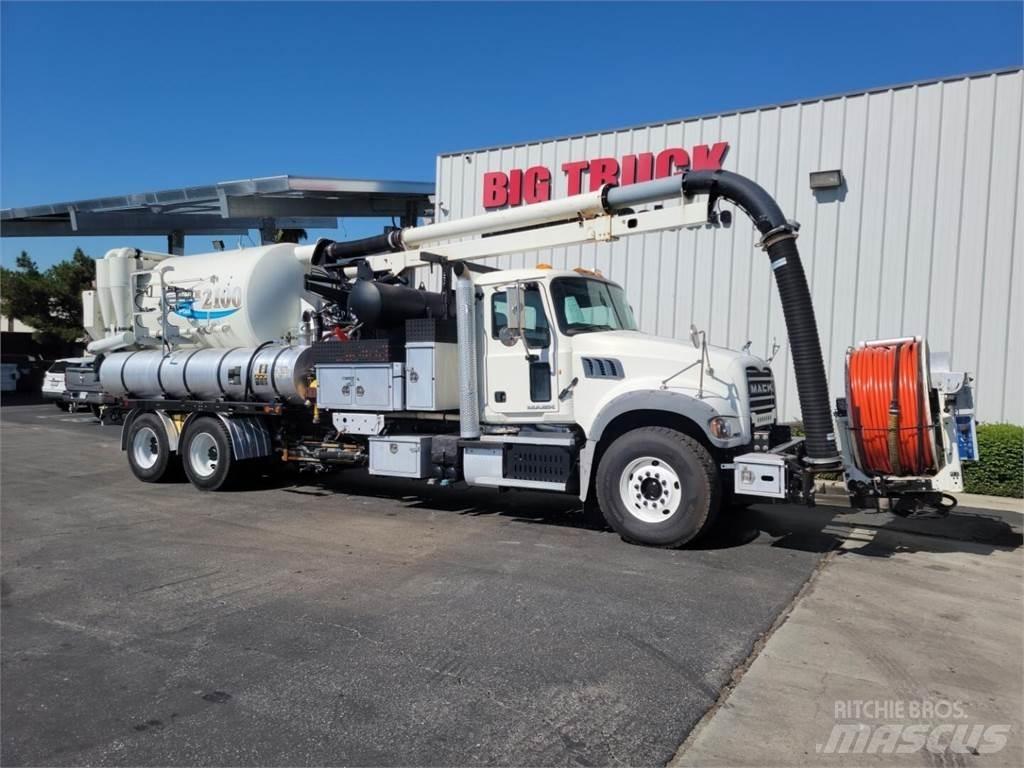 Mack GRANITE GU713 Cisternové nákladné vozidlá