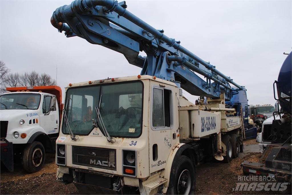 Mack MR686S Domiešavače betónu