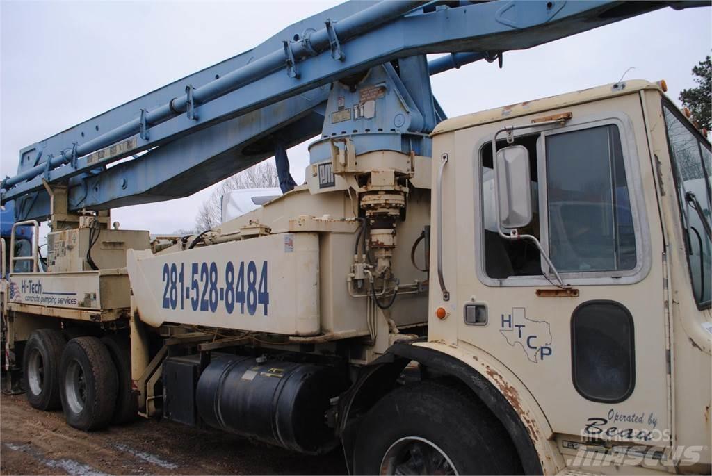 Mack MR686S Domiešavače betónu
