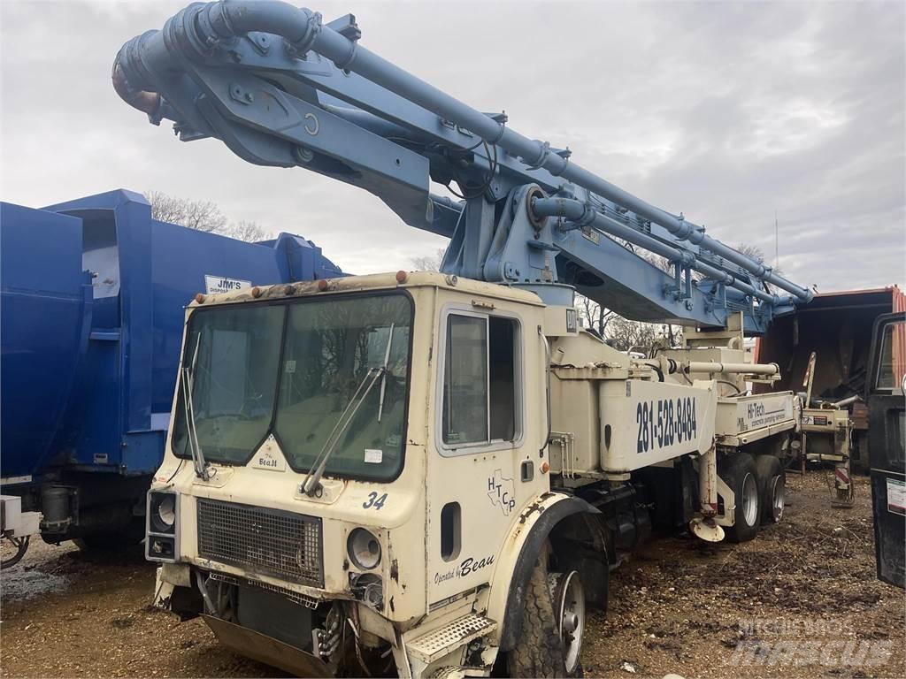Mack MR686S Domiešavače betónu