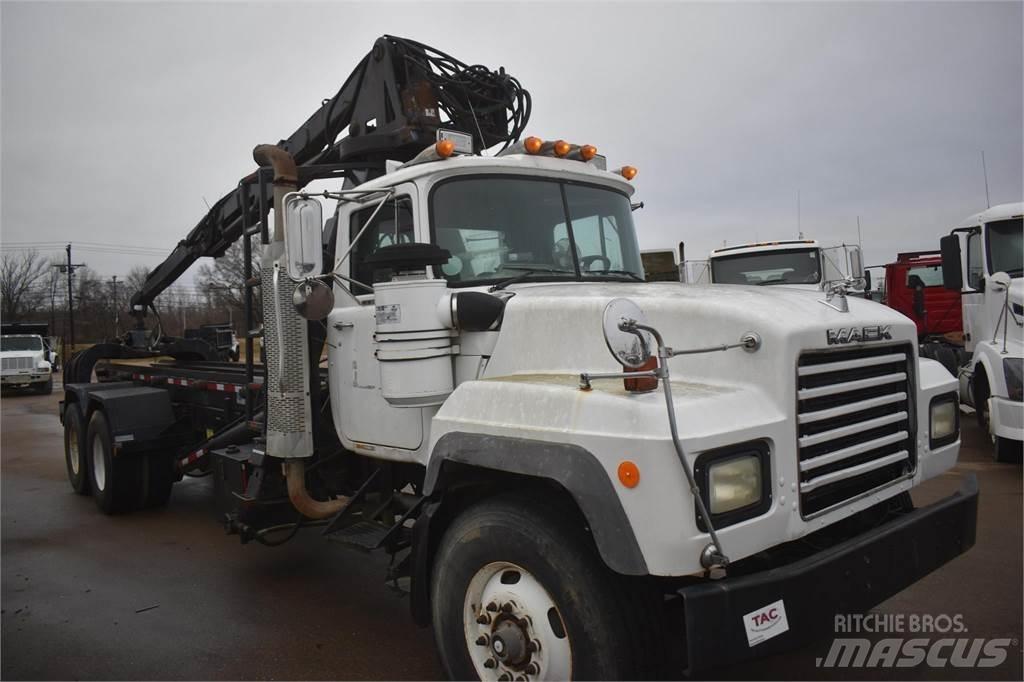 Mack RD688S Autožeriavy, hydraulické ruky