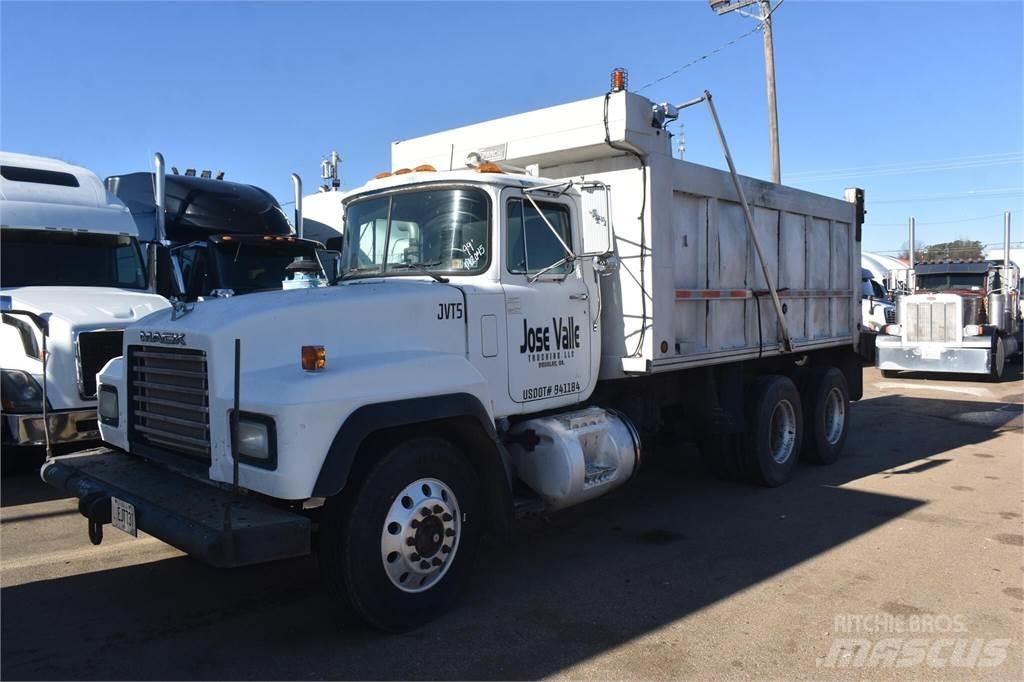 Mack RD688S Sklápače