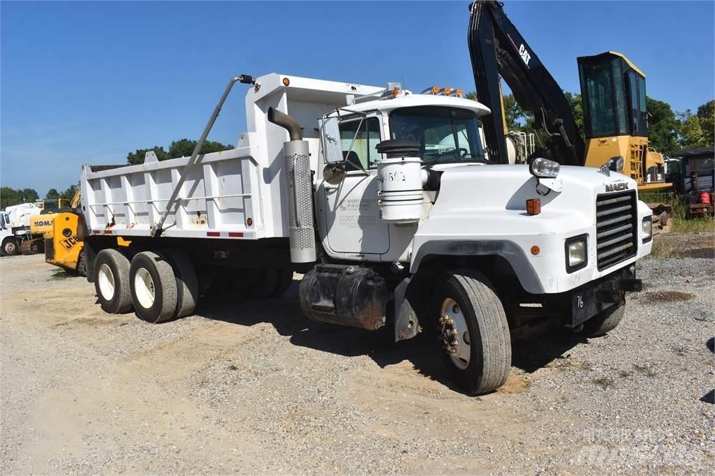 Mack RD690S Sklápače
