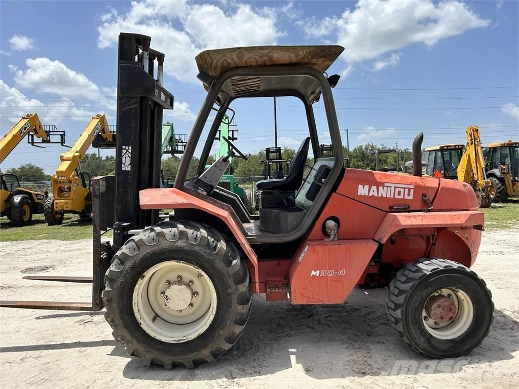 Manitou M30.4 Terénne vysokozdvižné vozíky