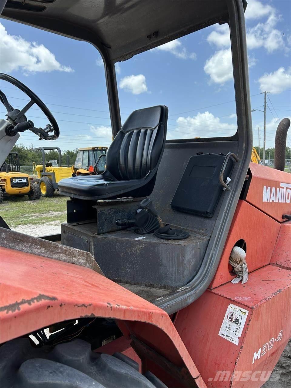 Manitou M30.4 Terénne vysokozdvižné vozíky