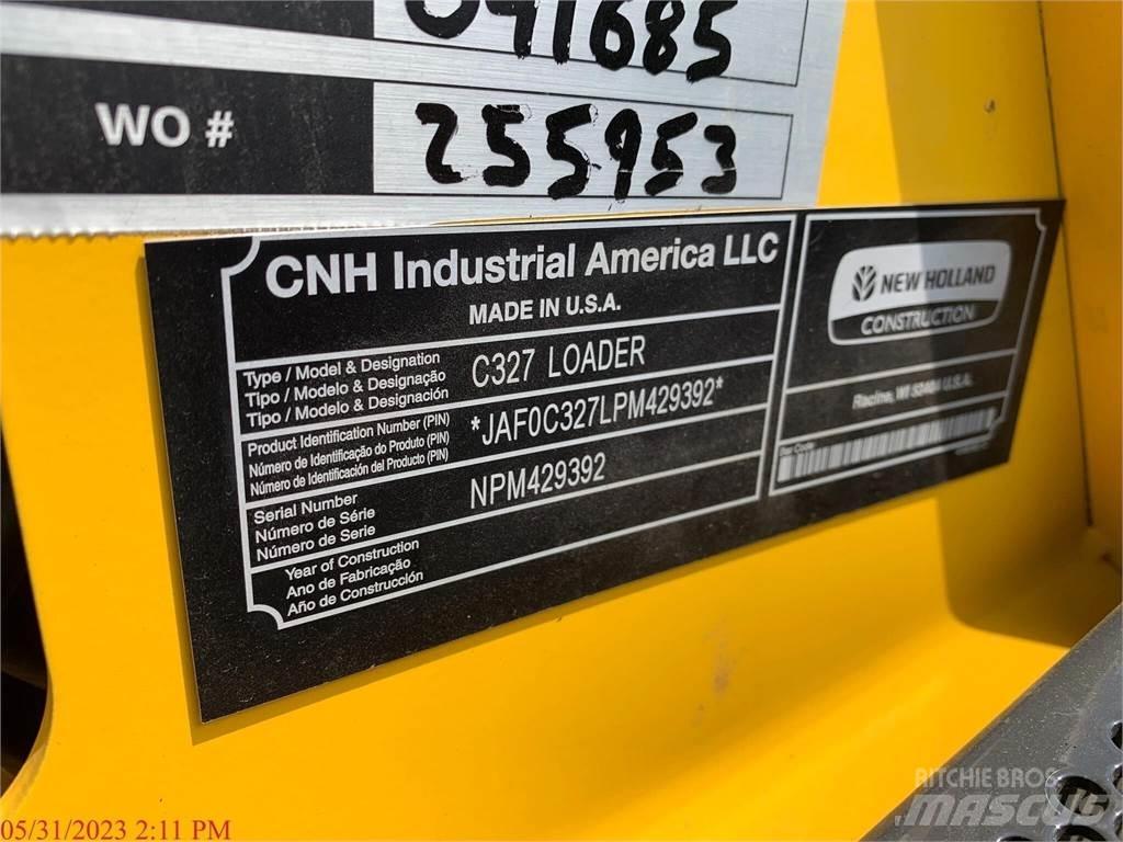 New Holland C327 Šmykom riadené nakladače