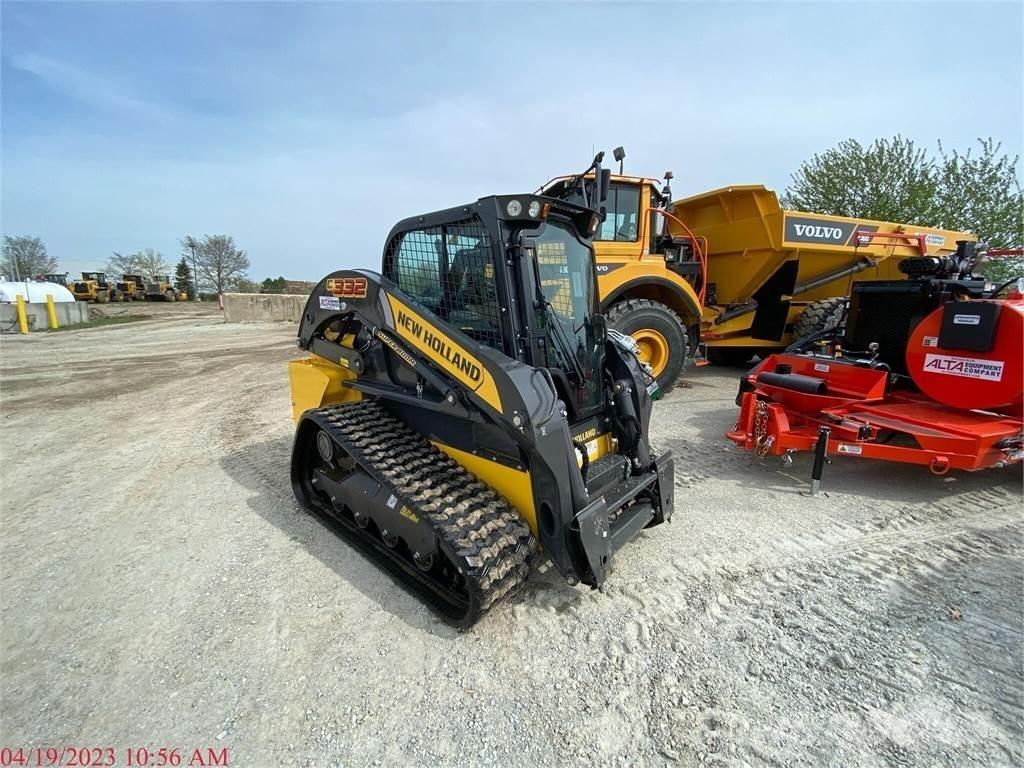 New Holland C332 Šmykom riadené nakladače