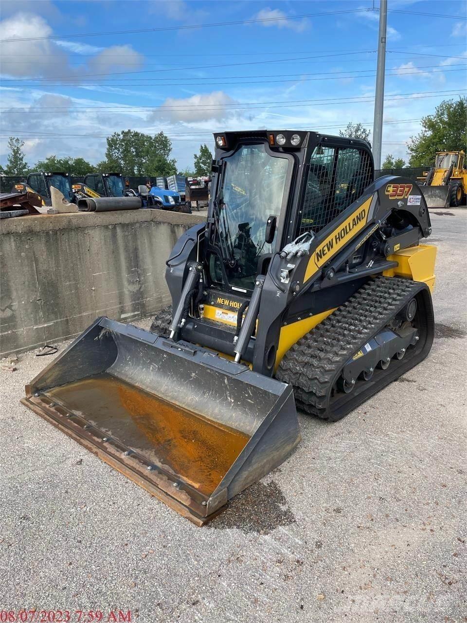 New Holland C337 Šmykom riadené nakladače