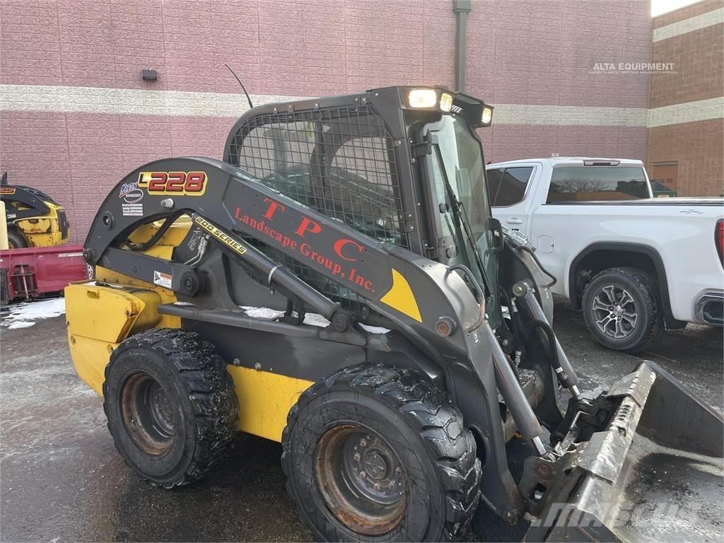 New Holland L228 Šmykom riadené nakladače