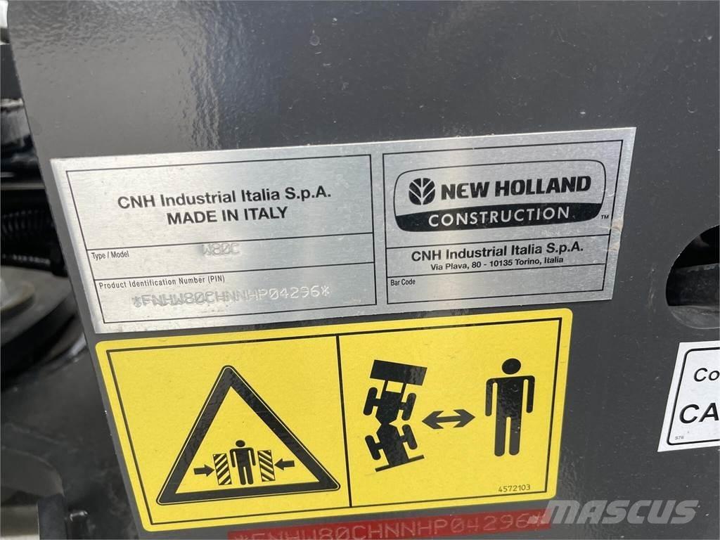 New Holland W80C Kolesové nakladače