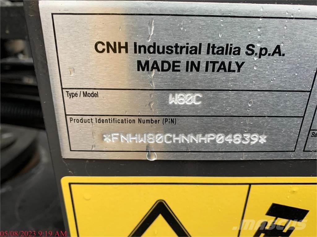 New Holland W80C Kolesové nakladače