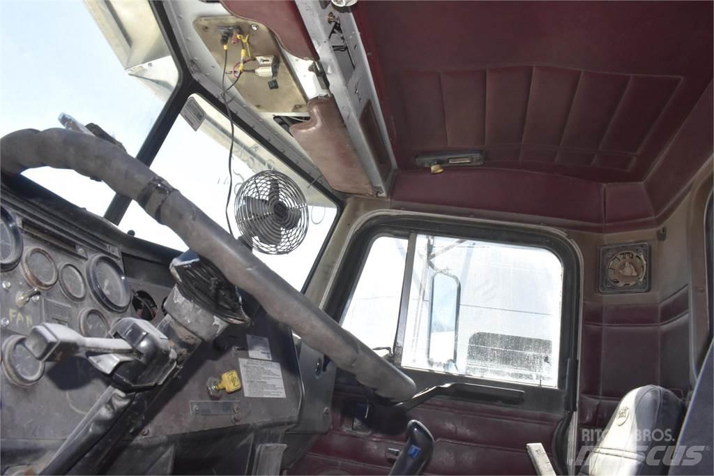 Peterbilt 357 Sklápače