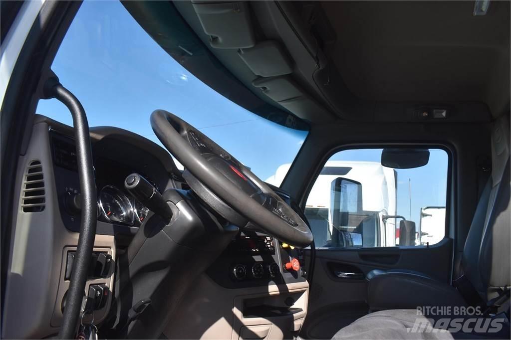 Peterbilt 567 Sklápače