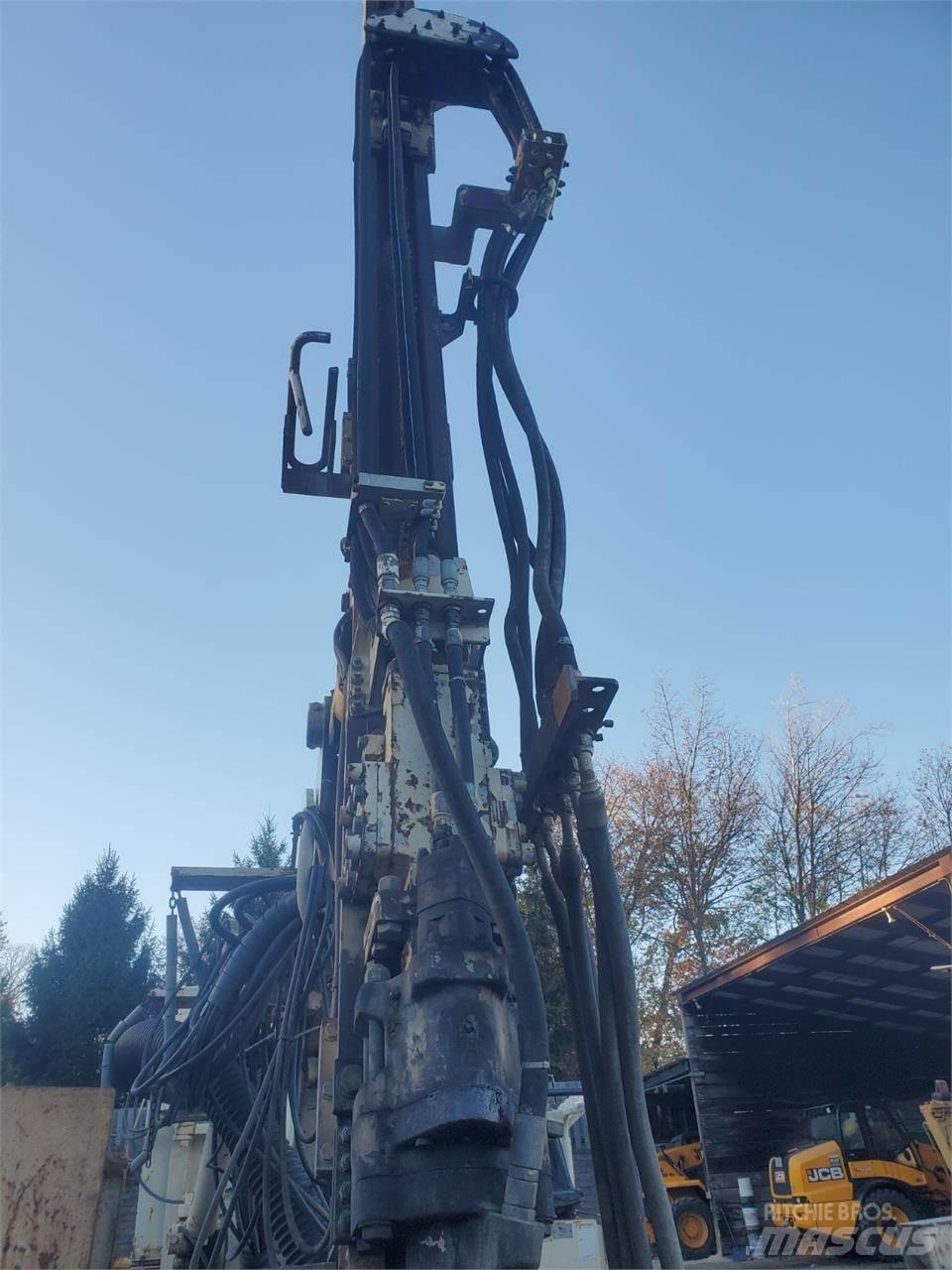 Reedrill R20 Povrchové vrtné súpravy