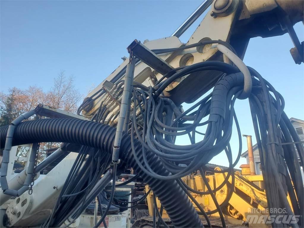 Reedrill R20 Povrchové vrtné súpravy
